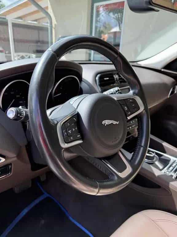 Jaguar F-Pace F Prestige AWD Rückfahrkamera AHK PDC 09/2018-photo-4