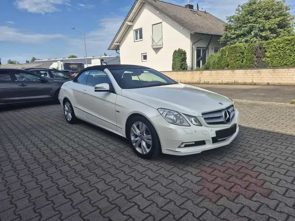 Mercedes-Benz E 350 CGI Cabrio orig.56000 Km, Leder, Klima, Co 03/2010-photo-0