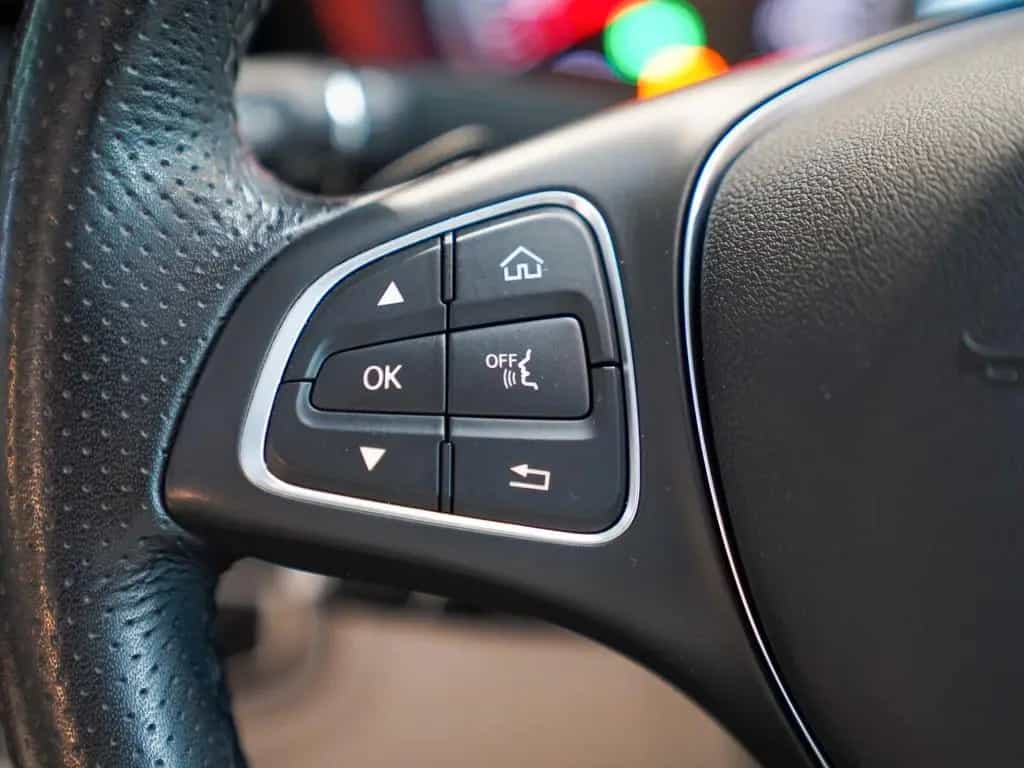Mercedes-Benz C 200 Coupé kristallgrau Panorama Memory AHK ILS 03/2017-photo-19