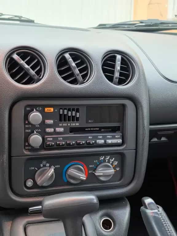 Pontiac Firebird Gen4 3.4L V6 Targa TÜV NEU H-kennz. Mög 07/1993-photo-14