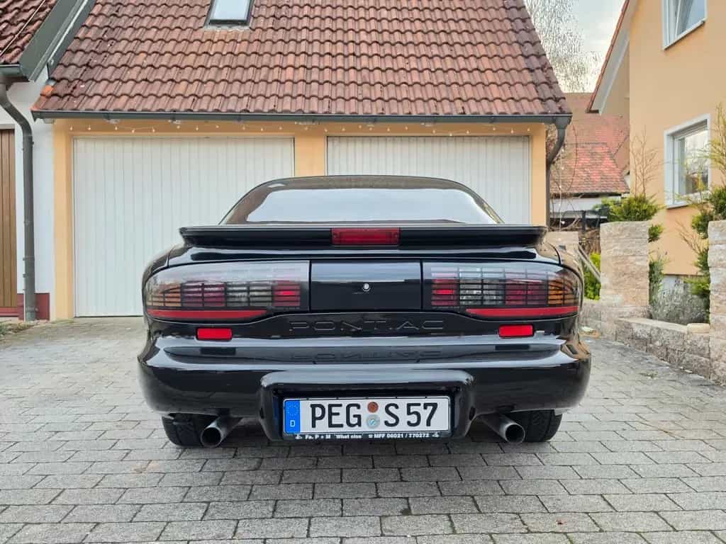 Pontiac Firebird Gen4 3.4L V6 Targa TÜV NEU H-kennz. Mög 07/1993-photo-4