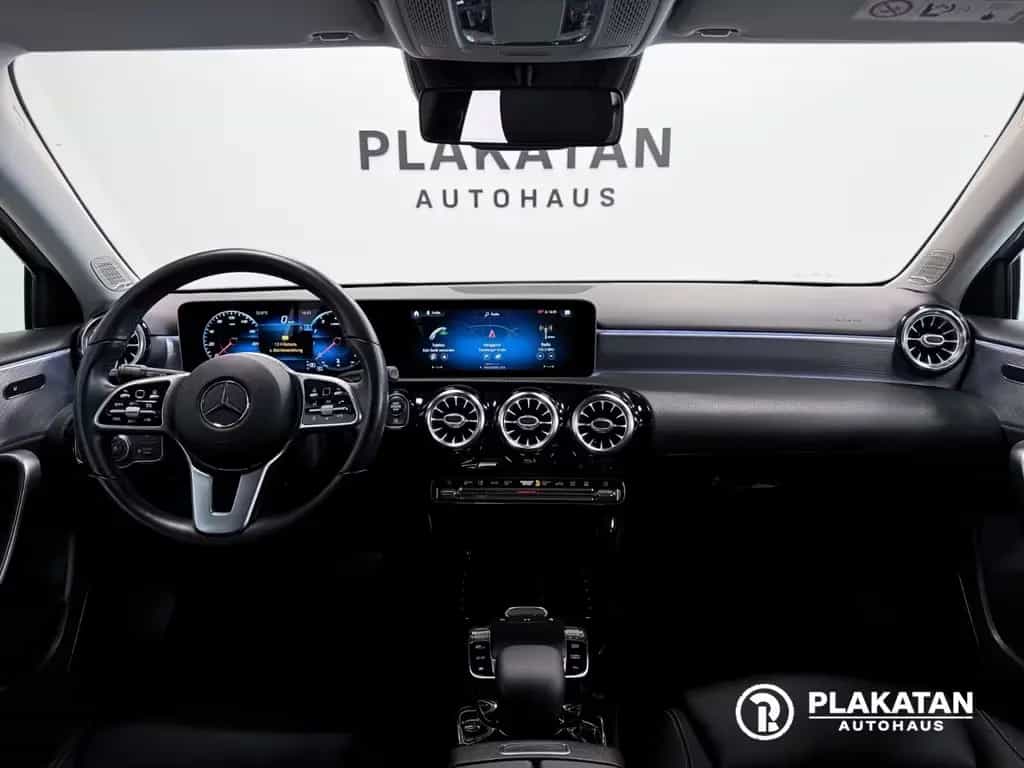Mercedes-Benz A 200 Assist LED Kamera 360 Burmester 1Hand 09/2018-photo-21