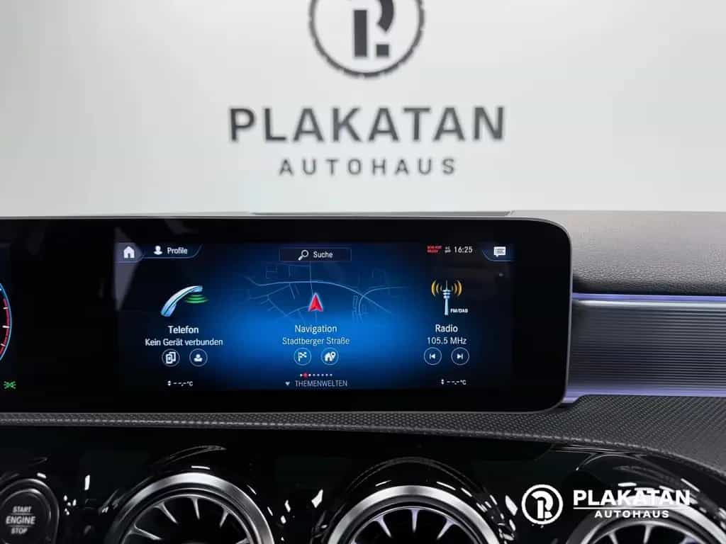 Mercedes-Benz A 200 Assist LED Kamera 360 Burmester 1Hand 09/2018-photo-27