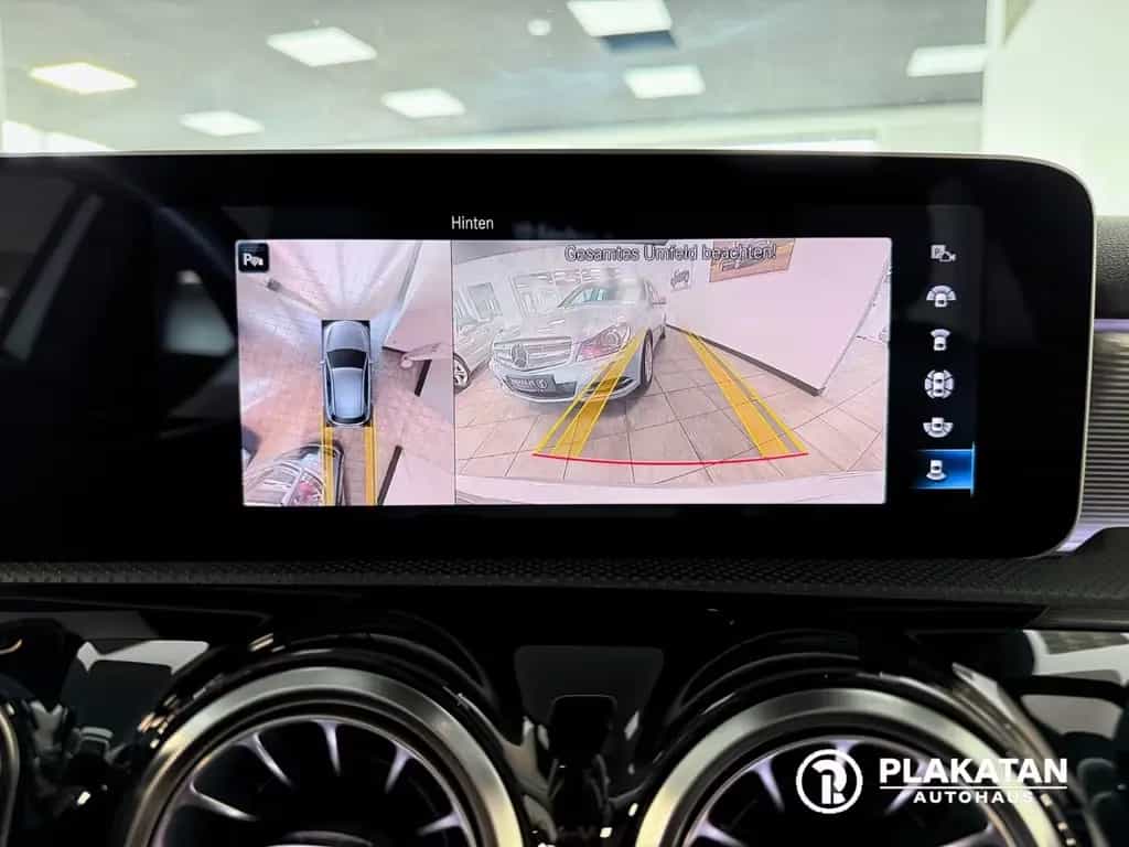 Mercedes-Benz A 200 Assist LED Kamera 360 Burmester 1Hand 09/2018-photo-28
