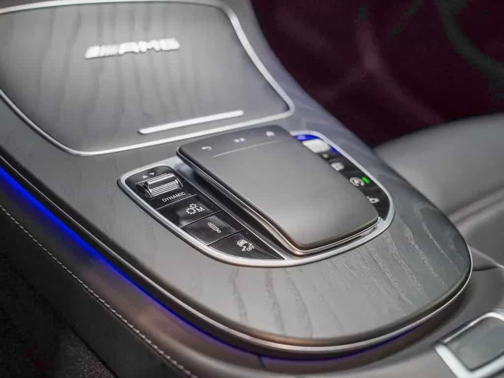 Mercedes-Benz E 63 AMG S T 4M+ Night Kreuzspeiche Head-up Pano 06/2022-photo-29