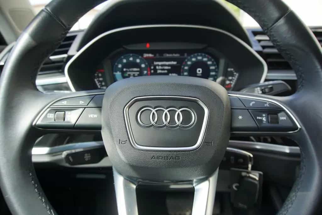 Audi Q3 1.5TSI S-tronic LED Kamera SHZ 1.Hd* 18" 06/2022-photo-12