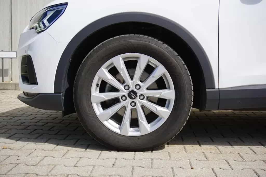 Audi Q3 1.5TSI S-tronic LED Kamera SHZ 1.Hd* 18" 06/2022-photo-2