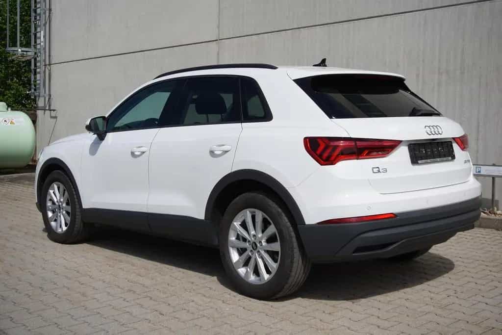Audi Q3 1.5TSI S-tronic LED Kamera SHZ 1.Hd* 18" 06/2022-photo-5