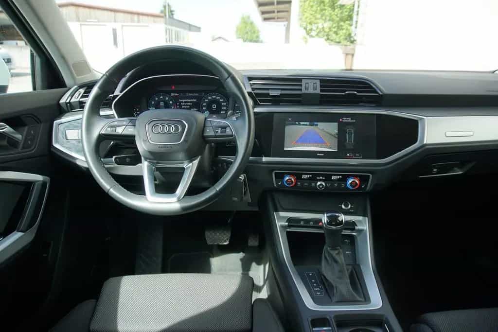 Audi Q3 1.5TSI S-tronic LED Kamera SHZ 1.Hd* 18" 06/2022-photo-8