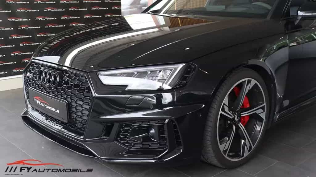 Audi RS4 2.9 TFSI quattro Carbon* Kam.* LED* Garantie 08/2019-photo-12