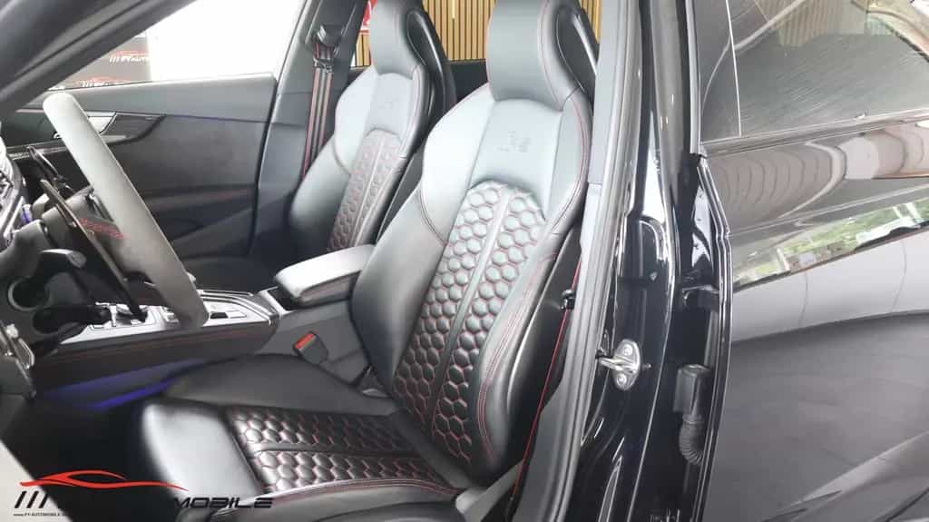 Audi RS4 2.9 TFSI quattro Carbon* Kam.* LED* Garantie 08/2019-photo-18
