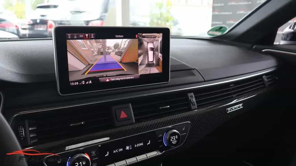 Audi RS4 2.9 TFSI quattro Carbon* Kam.* LED* Garantie 08/2019-photo-25