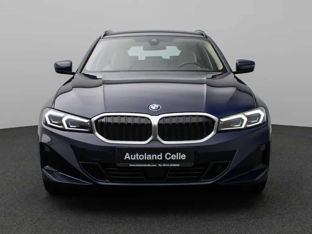 BMW 330 i xD Kamera DAB HiFi Leder Sportsitz Komfort 02/2023-photo-1