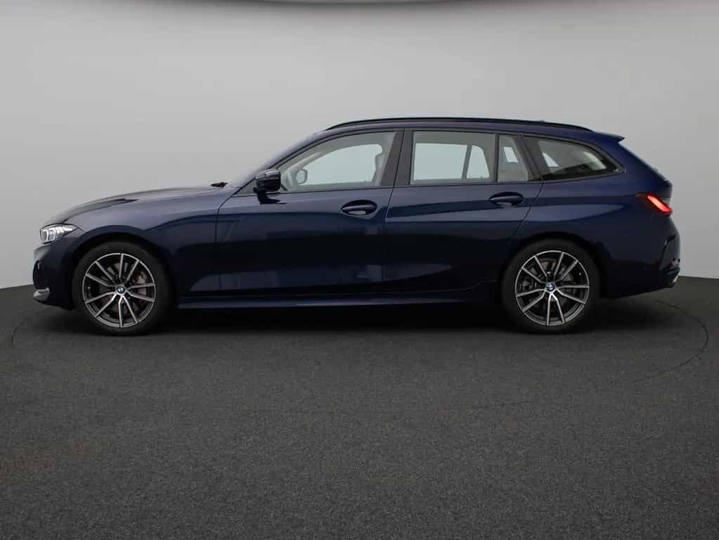 BMW 330 i xD Kamera DAB HiFi Leder Sportsitz Komfort 02/2023-photo-10