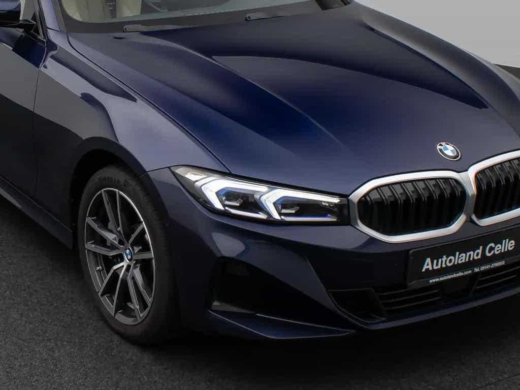 BMW 330 i xD Kamera DAB HiFi Leder Sportsitz Komfort 02/2023-photo-17