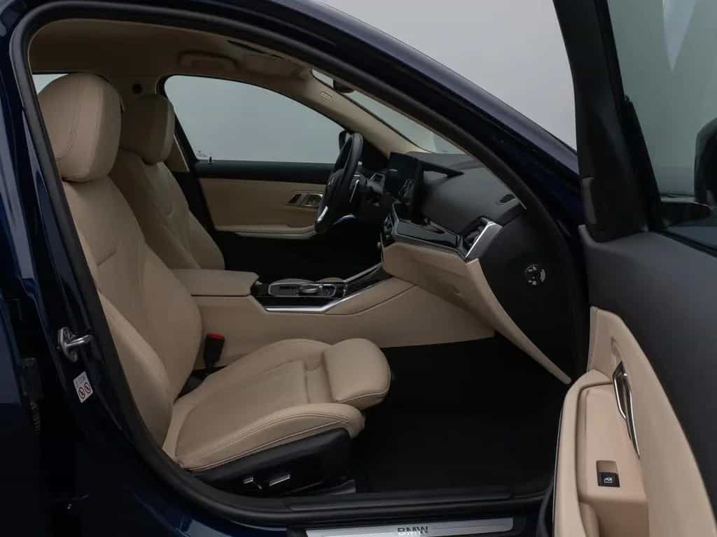 BMW 330 i xD Kamera DAB HiFi Leder Sportsitz Komfort 02/2023-photo-24