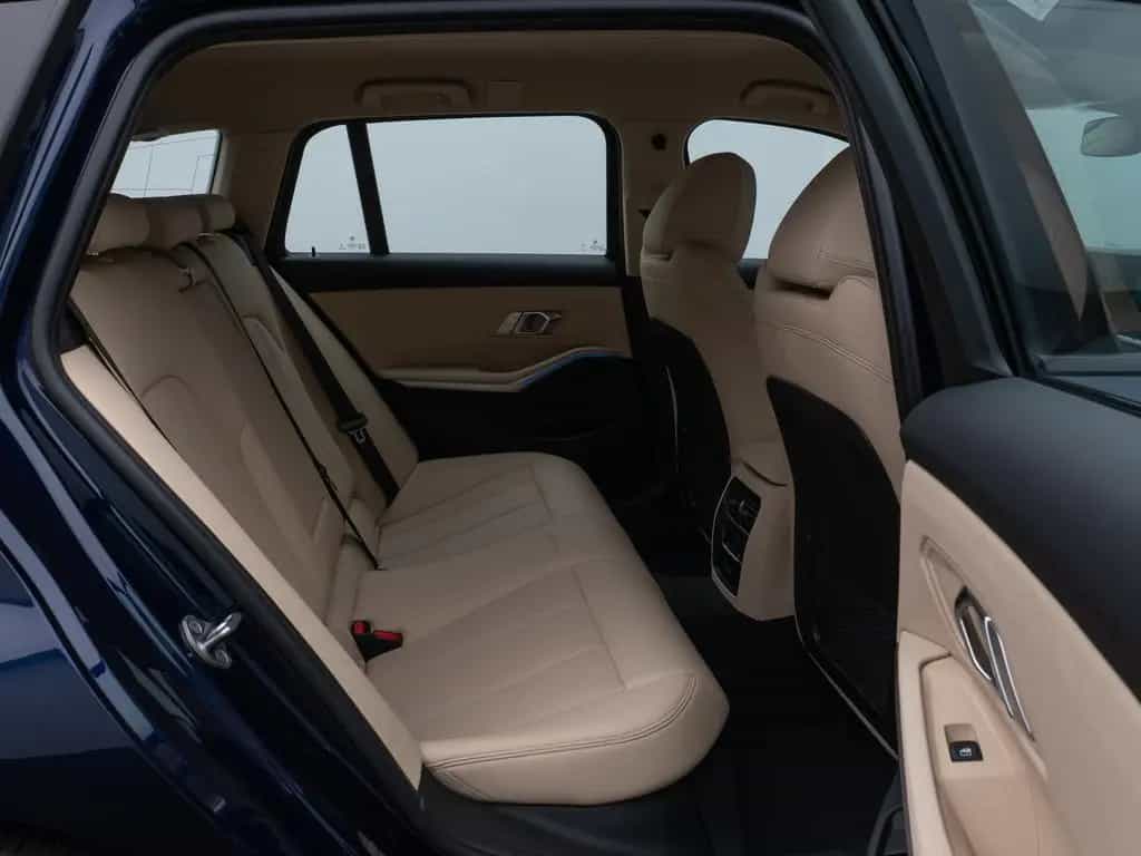 BMW 330 i xD Kamera DAB HiFi Leder Sportsitz Komfort 02/2023-photo-26