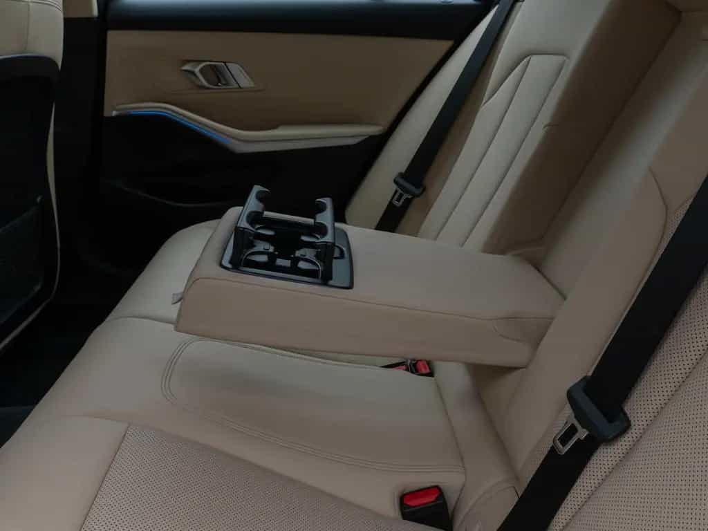 BMW 330 i xD Kamera DAB HiFi Leder Sportsitz Komfort 02/2023-photo-27