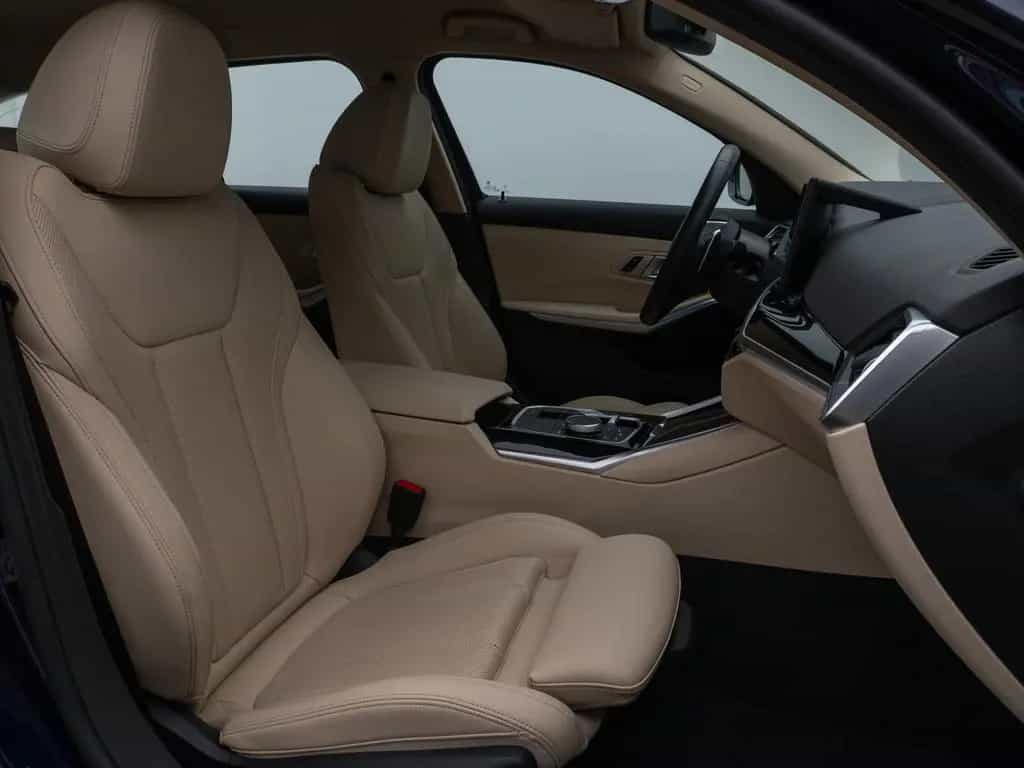 BMW 330 i xD Kamera DAB HiFi Leder Sportsitz Komfort 02/2023-photo-35
