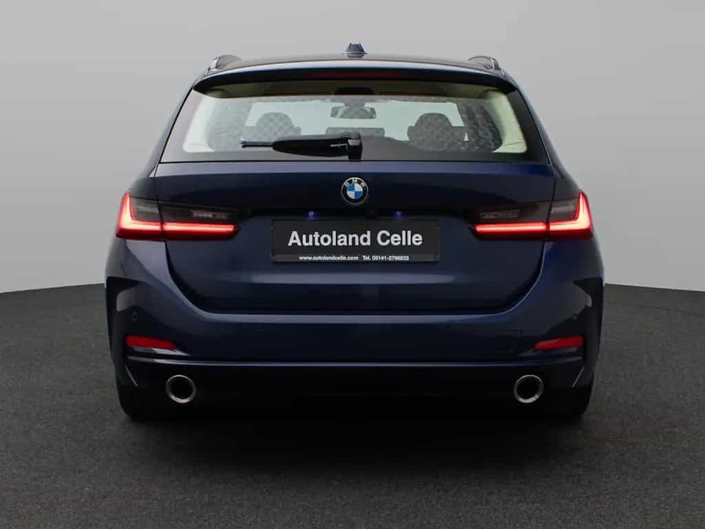 BMW 330 i xD Kamera DAB HiFi Leder Sportsitz Komfort 02/2023-photo-7