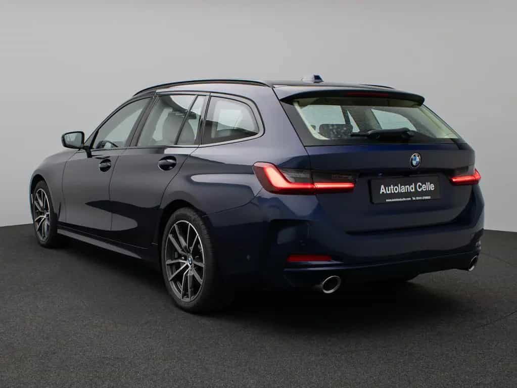 BMW 330 i xD Kamera DAB HiFi Leder Sportsitz Komfort 02/2023-photo-8