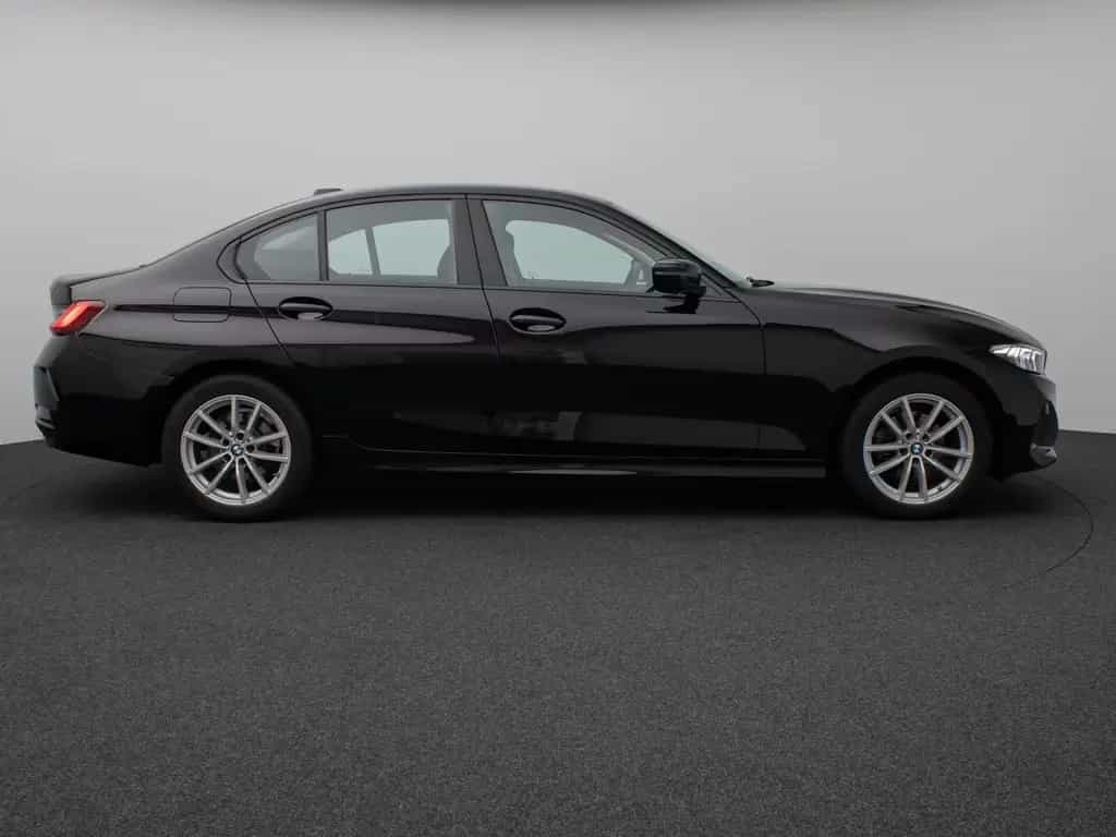 BMW 318 i DAB PDC Widscreen Geschwindigkeitsreg LED 10/2024-photo-4