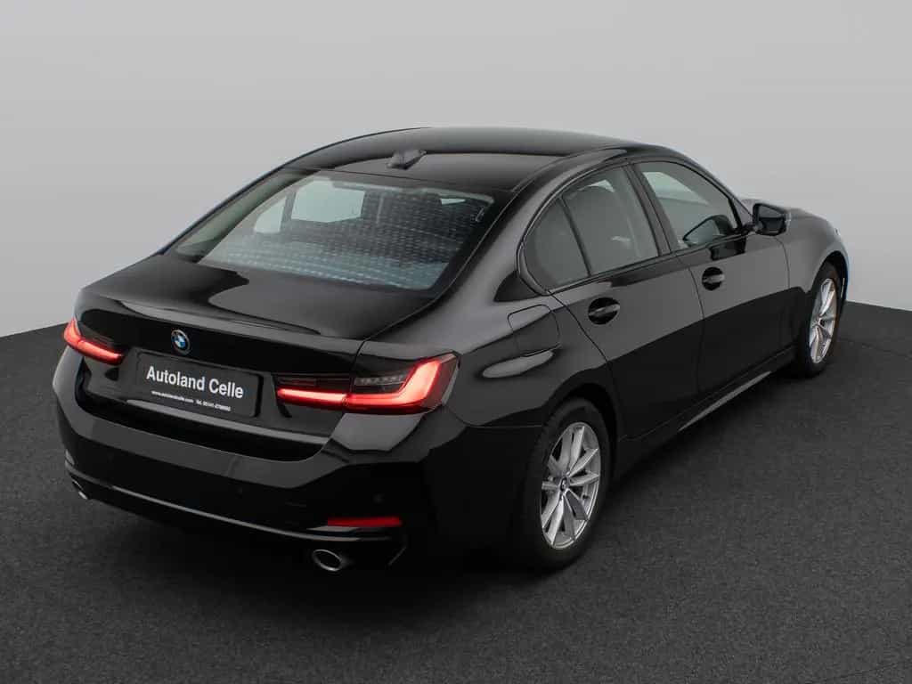 BMW 318 i DAB PDC Widscreen Geschwindigkeitsreg LED 10/2024-photo-6
