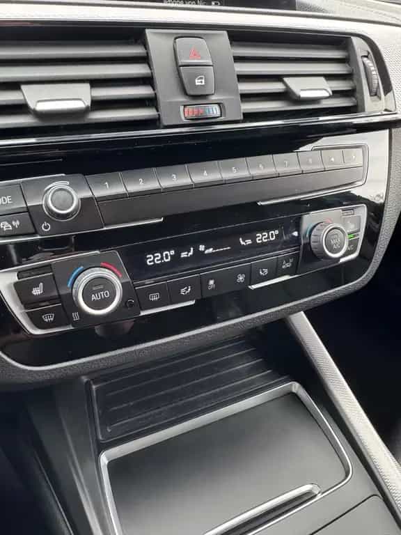 BMW 120 i Edition M Sport Shadow A Edition M Spor... 03/2019-photo-8