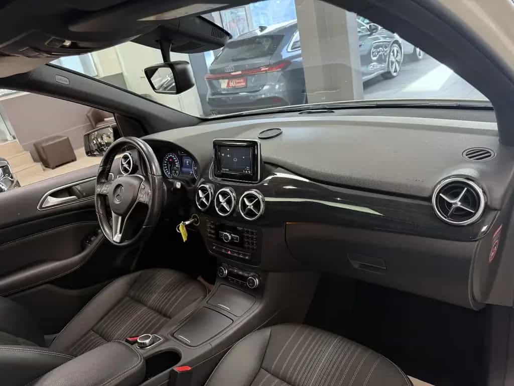 Mercedes-Benz B 200 CDI *AMG*Night*PanoSD*Bi-Xenon*Navi*Klima 01/2015-photo-10