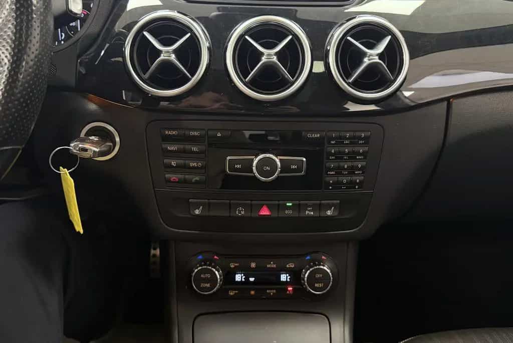 Mercedes-Benz B 200 CDI *AMG*Night*PanoSD*Bi-Xenon*Navi*Klima 01/2015-photo-22