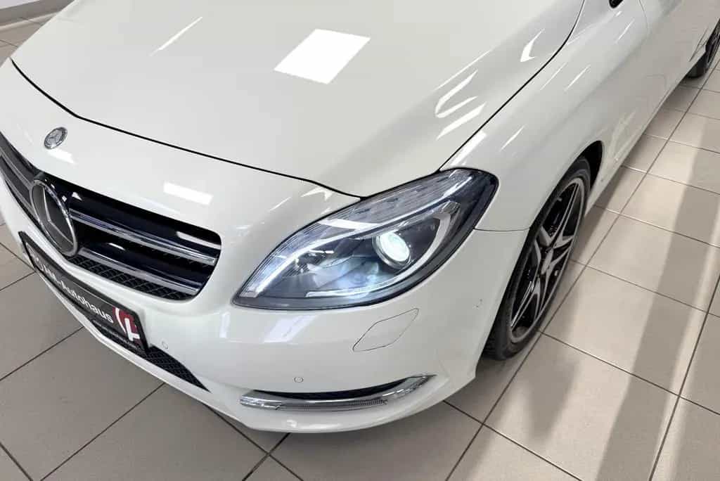 Mercedes-Benz B 200 CDI *AMG*Night*PanoSD*Bi-Xenon*Navi*Klima 01/2015-photo-23