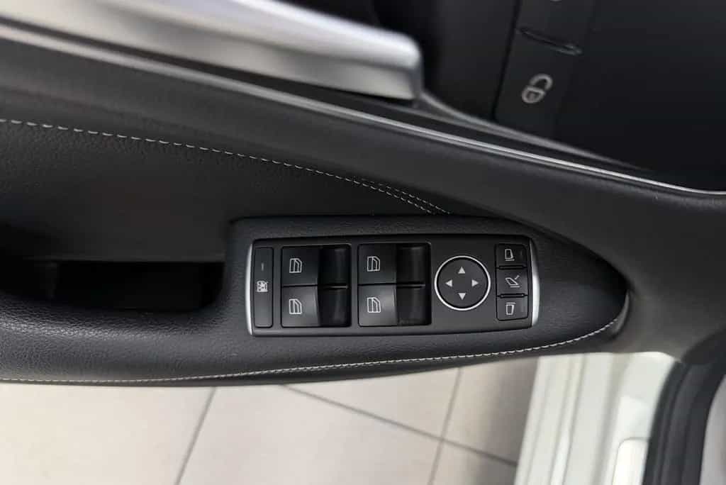 Mercedes-Benz B 200 CDI *AMG*Night*PanoSD*Bi-Xenon*Navi*Klima 01/2015-photo-25