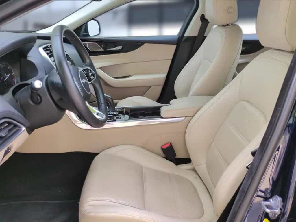 Jaguar XE P250 S Kamera LED PDC Keyless Temp. SHZ DAB+ 04/2020-photo-5