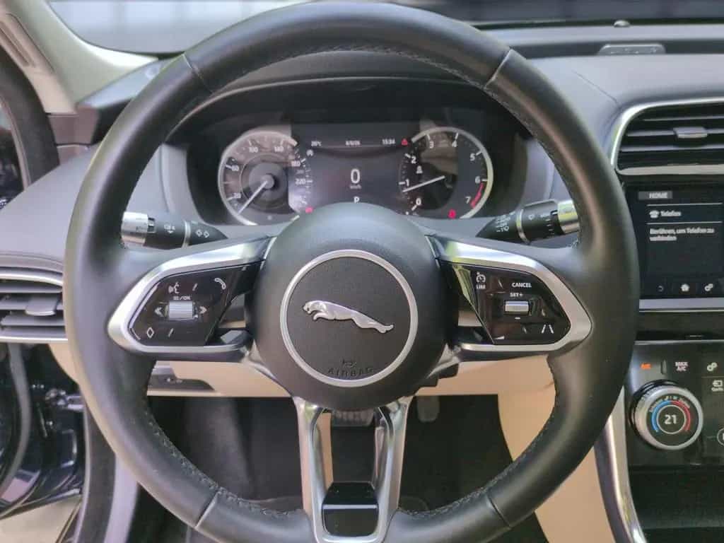 Jaguar XE P250 S Kamera LED PDC Keyless Temp. SHZ DAB+ 04/2020-photo-7