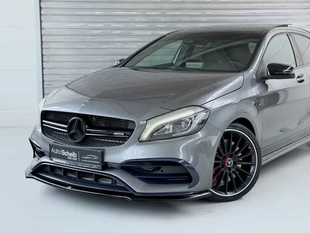 Mercedes-Benz A 45 AMG 4Matic*Performance-Abgas*Panorama*LED* 11/2017-photo-1