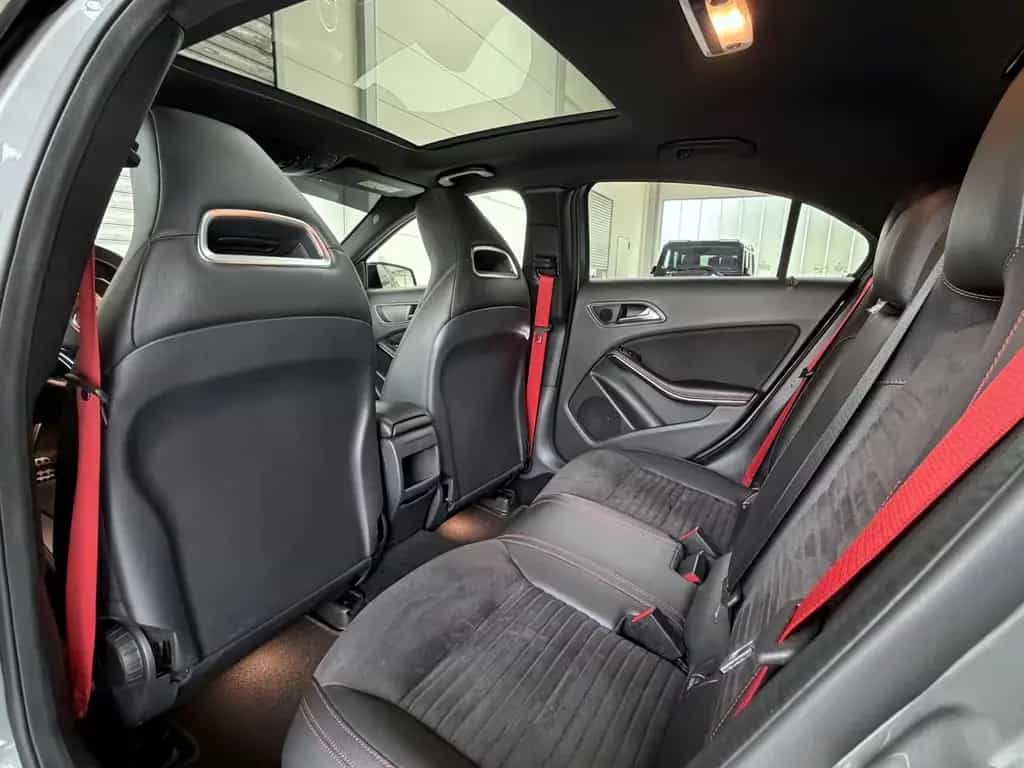 Mercedes-Benz A 45 AMG 4Matic*Performance-Abgas*Panorama*LED* 11/2017-photo-34