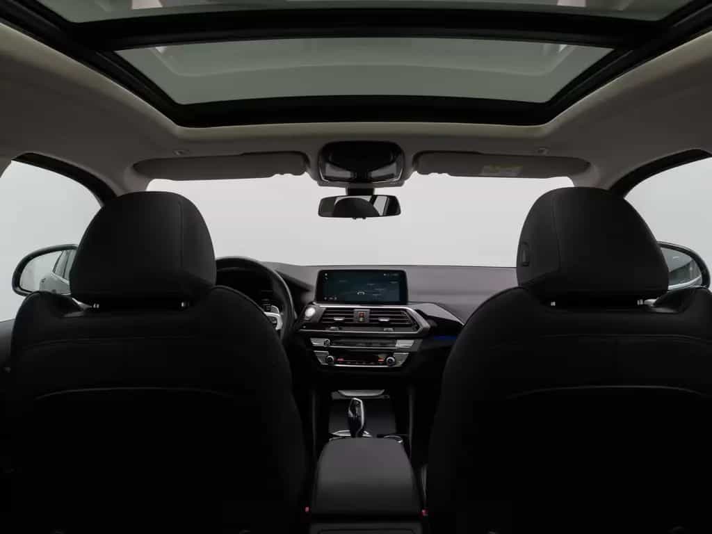 BMW X4 xD30i xLine Panorama Kamera HUD DAB HiFi AHK 10/2021-photo-28