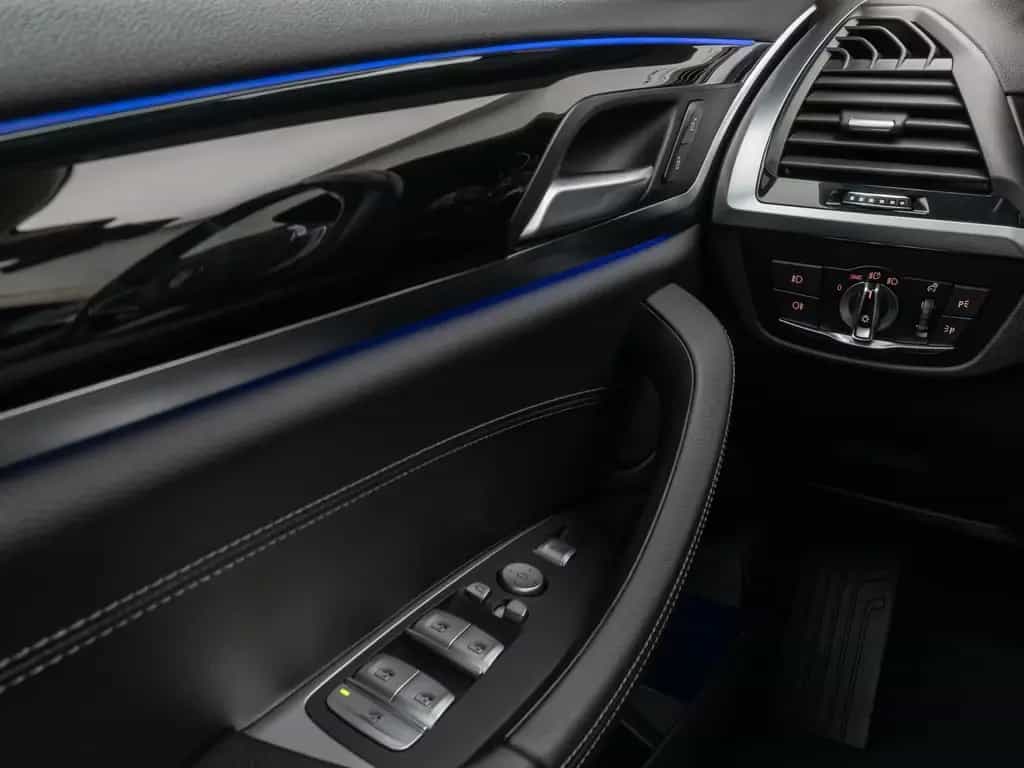 BMW X4 xD30i xLine Panorama Kamera HUD DAB HiFi AHK 10/2021-photo-33