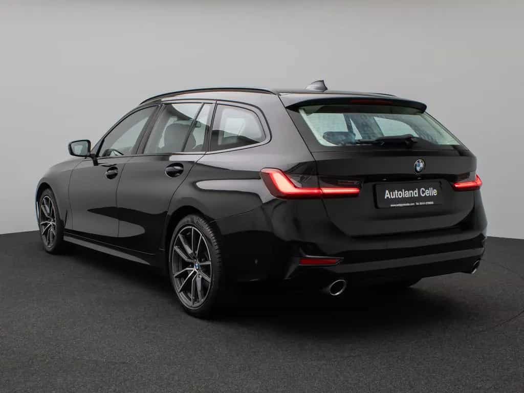 BMW 320 d  Sport Line Panorama HUD DAB Lordos LED PDC 12/2020-photo-8