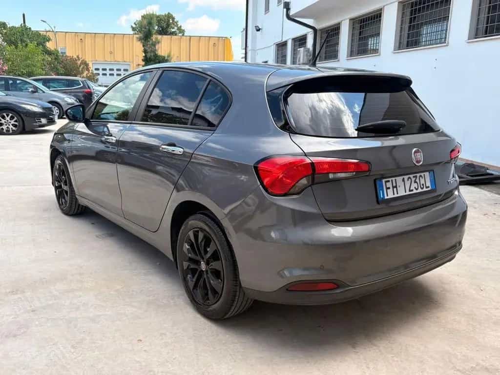Fiat Tipo 1.6 MJT SES 5P S-DESIGN 02/2017-photo-4
