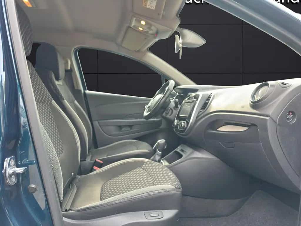 Renault Captur Intens AUT NAVI KMRA PDC SHZG TEMP 10/2018-photo-16