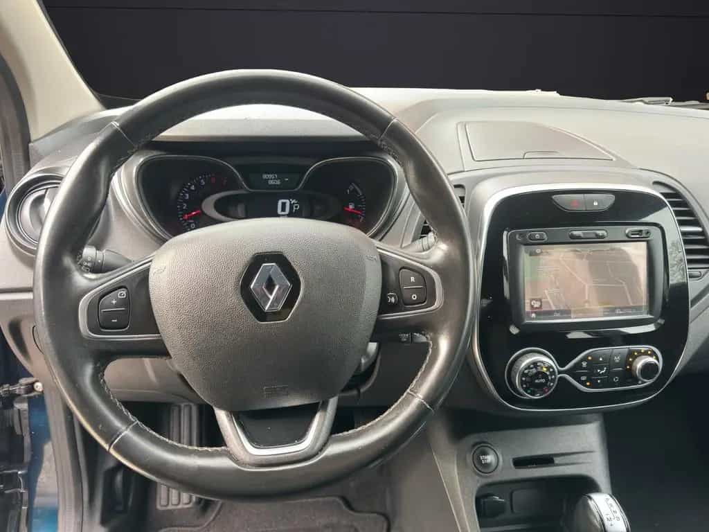 Renault Captur Intens AUT NAVI KMRA PDC SHZG TEMP 10/2018-photo-9