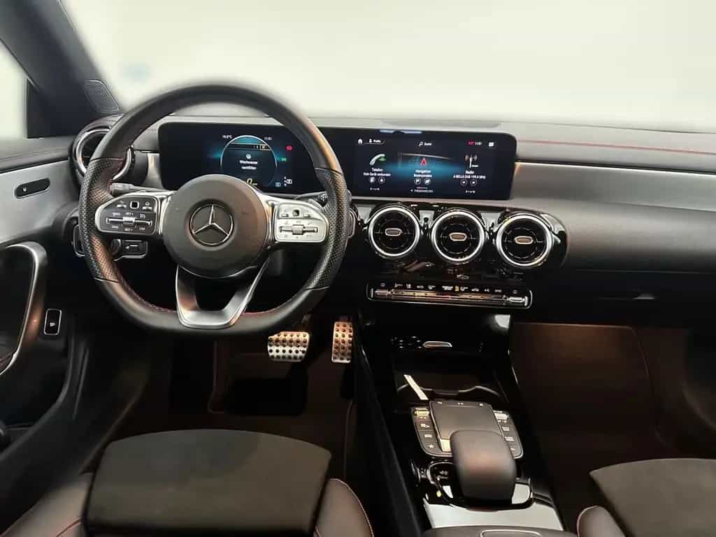 Mercedes-Benz CLA 220 4Matic 11/2020-photo-10