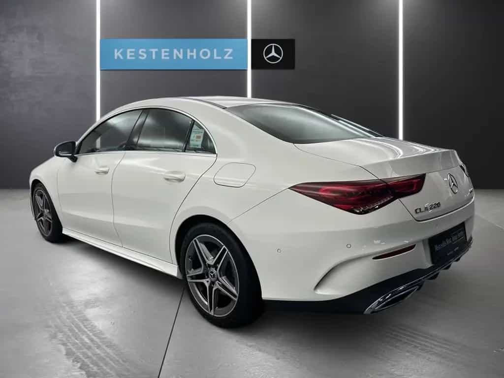 Mercedes-Benz CLA 220 4Matic 11/2020-photo-4