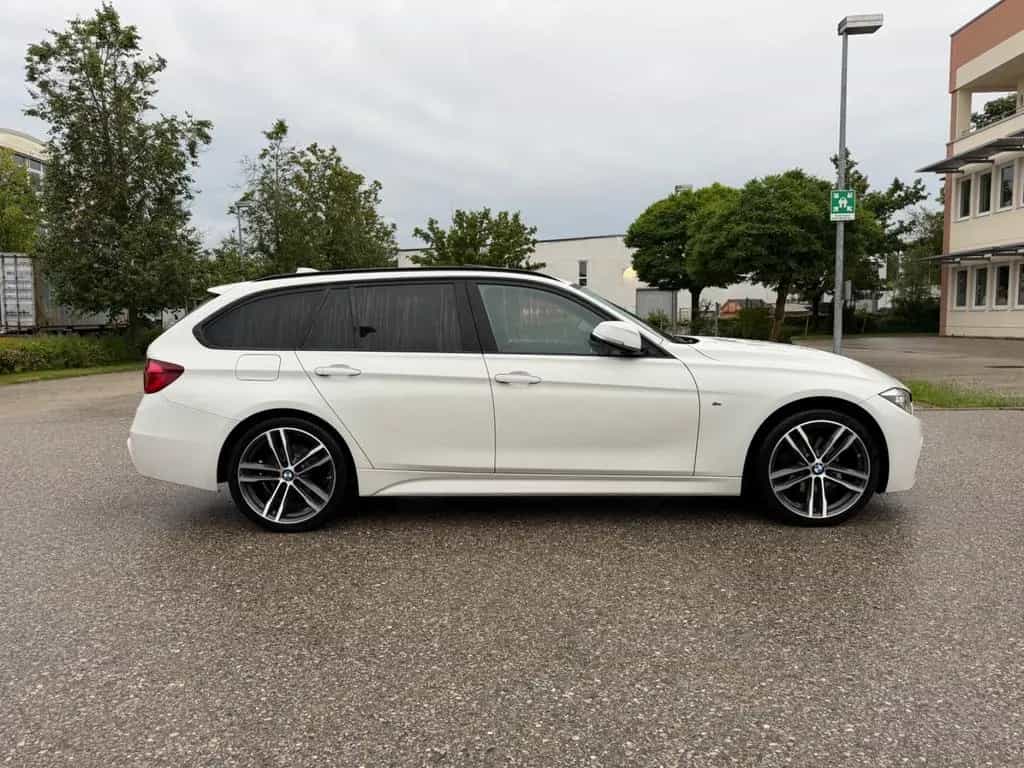 BMW 320 3 Touring 320 d xDrive M Sport Shadow *ATM* 03/2019-photo-5