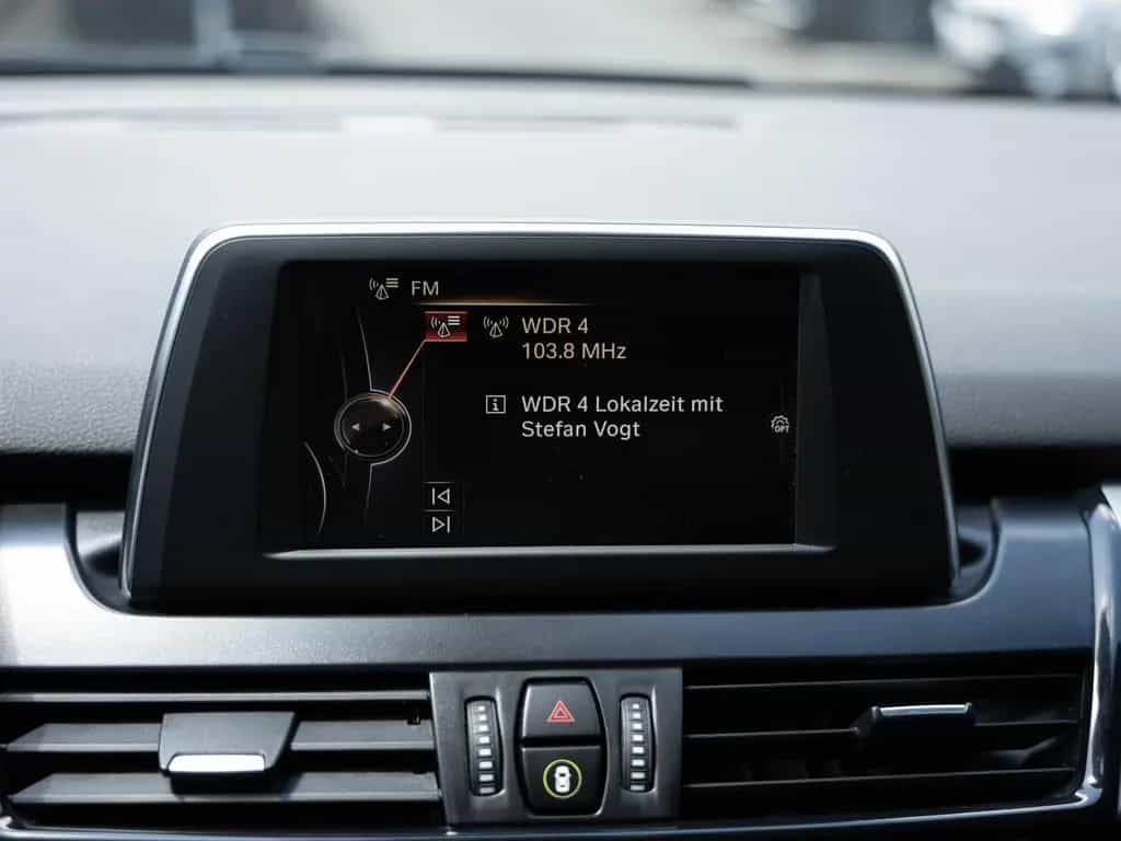 BMW 218 Active Tourer Advantage LED NAVI SHZ PDC 01/2017-photo-13