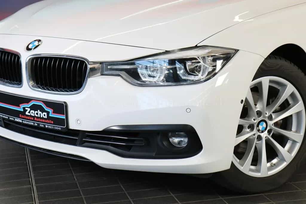 BMW 320 i xDr.Tour.AHK.RFK.Surr.View.LED.Navi. 11/2018-photo-1