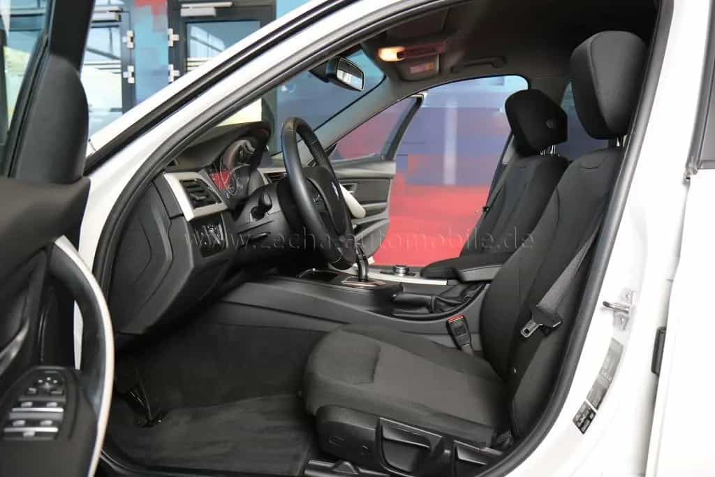 BMW 320 i xDr.Tour.AHK.RFK.Surr.View.LED.Navi. 11/2018-photo-2