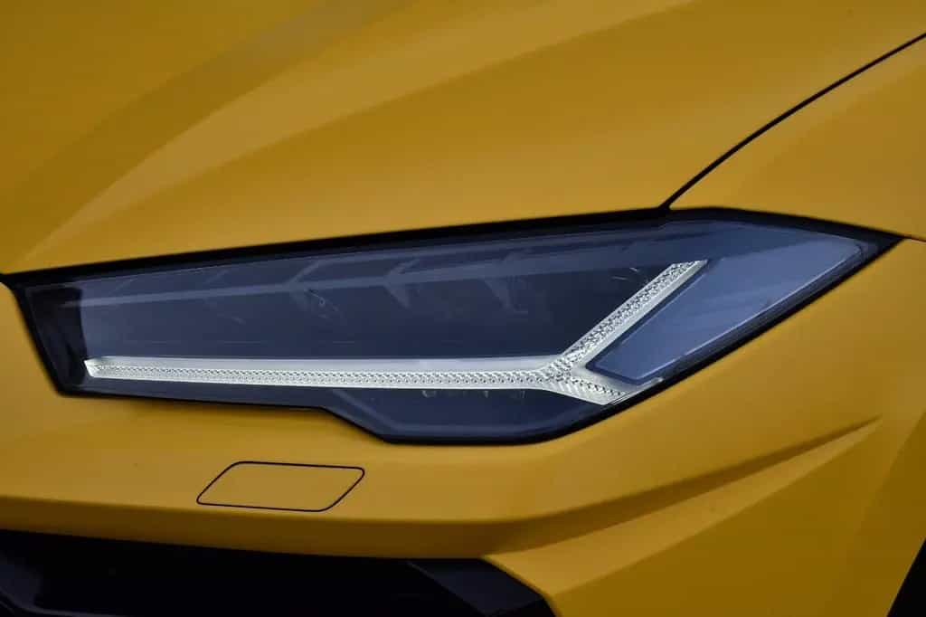 Lamborghini Urus 4.0 V8 Exclusive B&O Pano Night .Vision 01/2021-photo-12