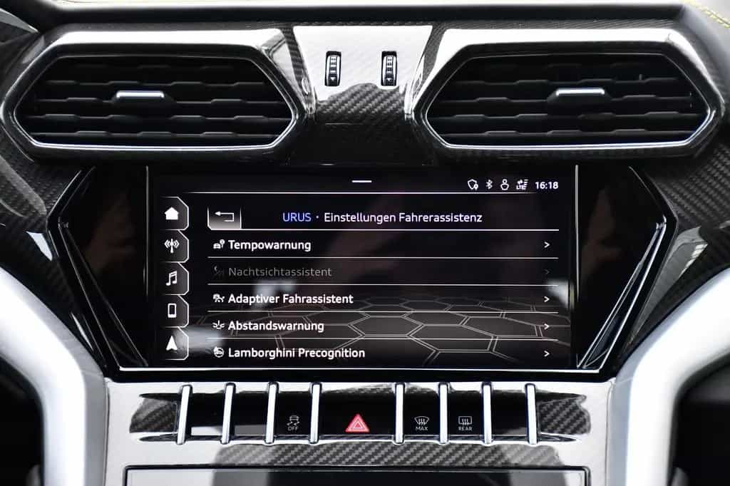 Lamborghini Urus 4.0 V8 Exclusive B&O Pano Night .Vision 01/2021-photo-22